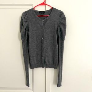 ♦️ 3 for $15 ♦️ Gray cardigan